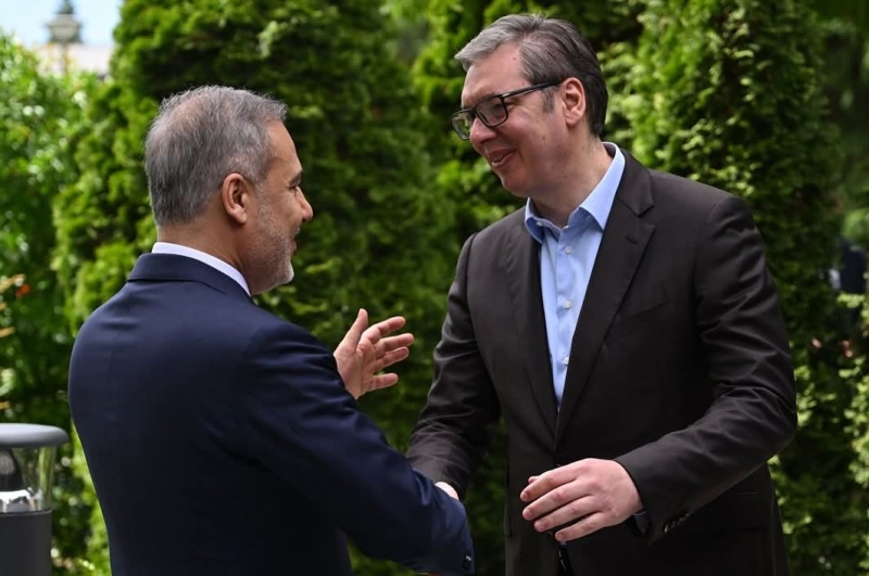 Predsednik Vučić se sastao sa turskim ministrom spoljnih poslova